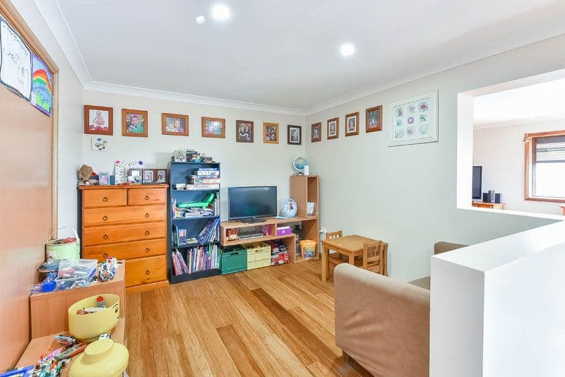 13 Kitava Place, Glenfield - Thumbnail 2