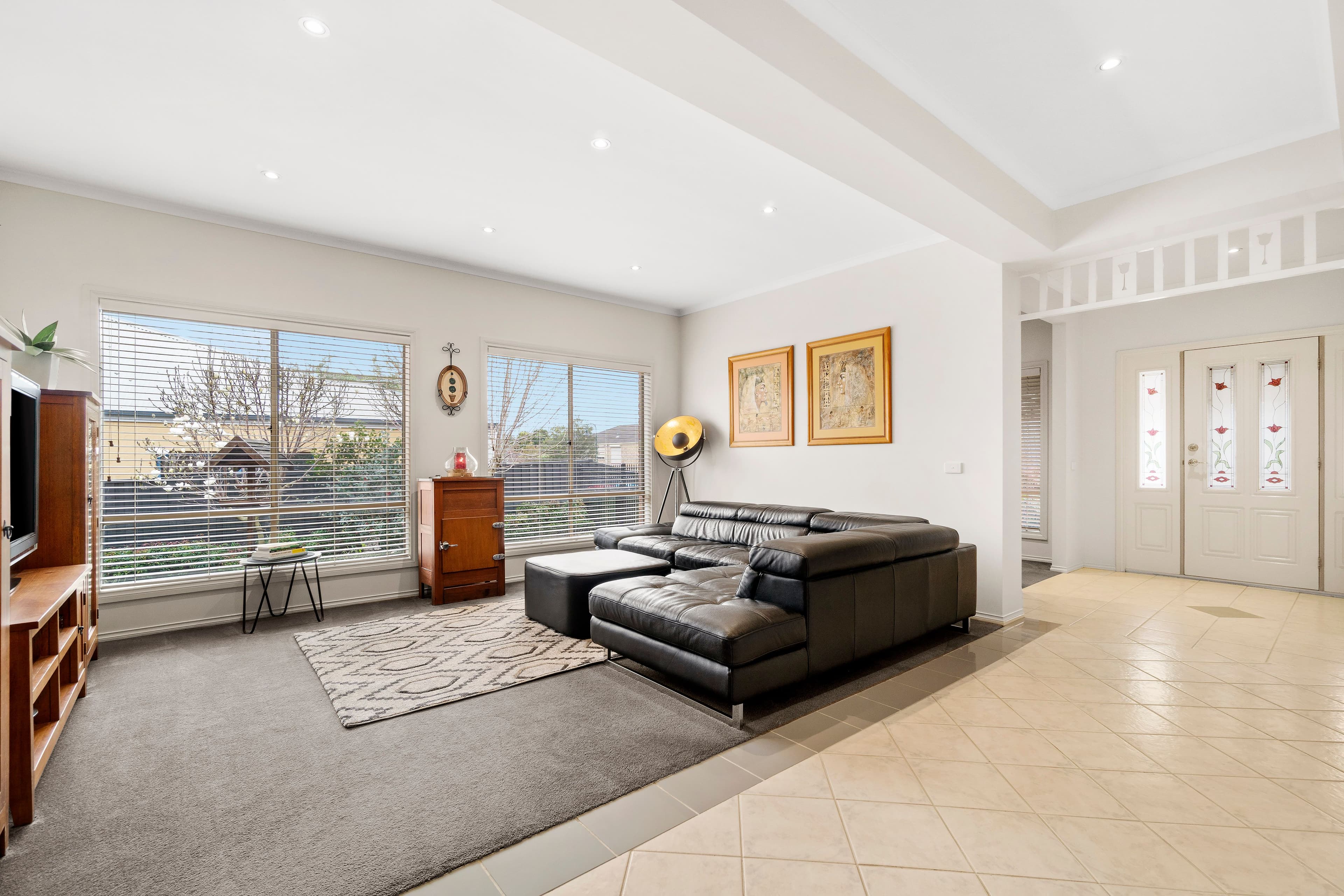 9 Suerulla Court, Rowville VIC 3178, Rowville - Thumbnail 2