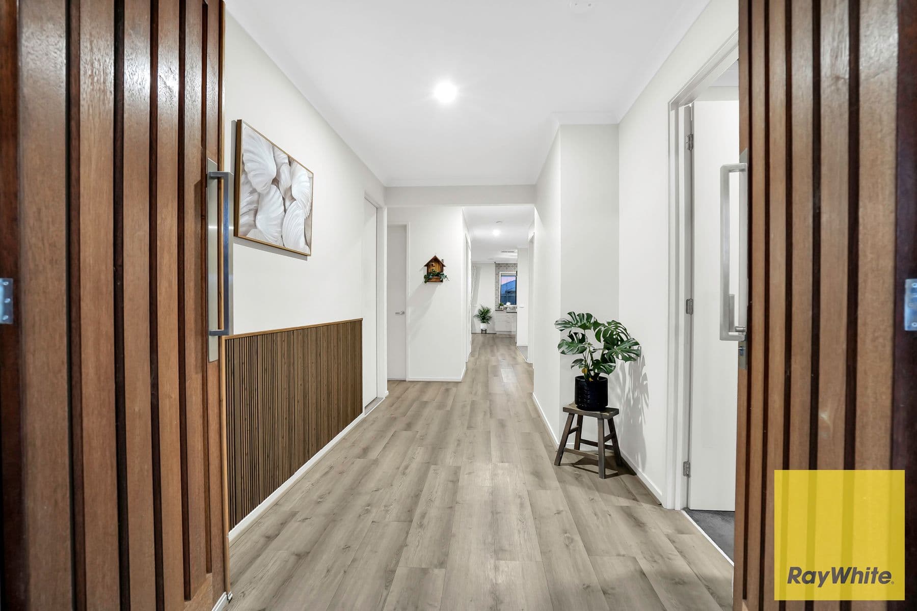 10 Manda Circuit, Tarneit VIC 3029, Tarneit - Thumbnail 2