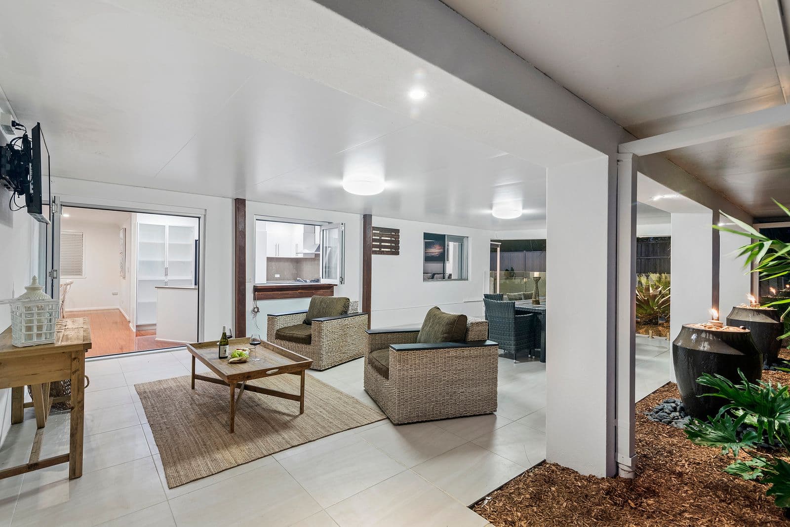 55 Mallawa Drive, Palm Beach QLD 4221, Palm Beach - Thumbnail 4