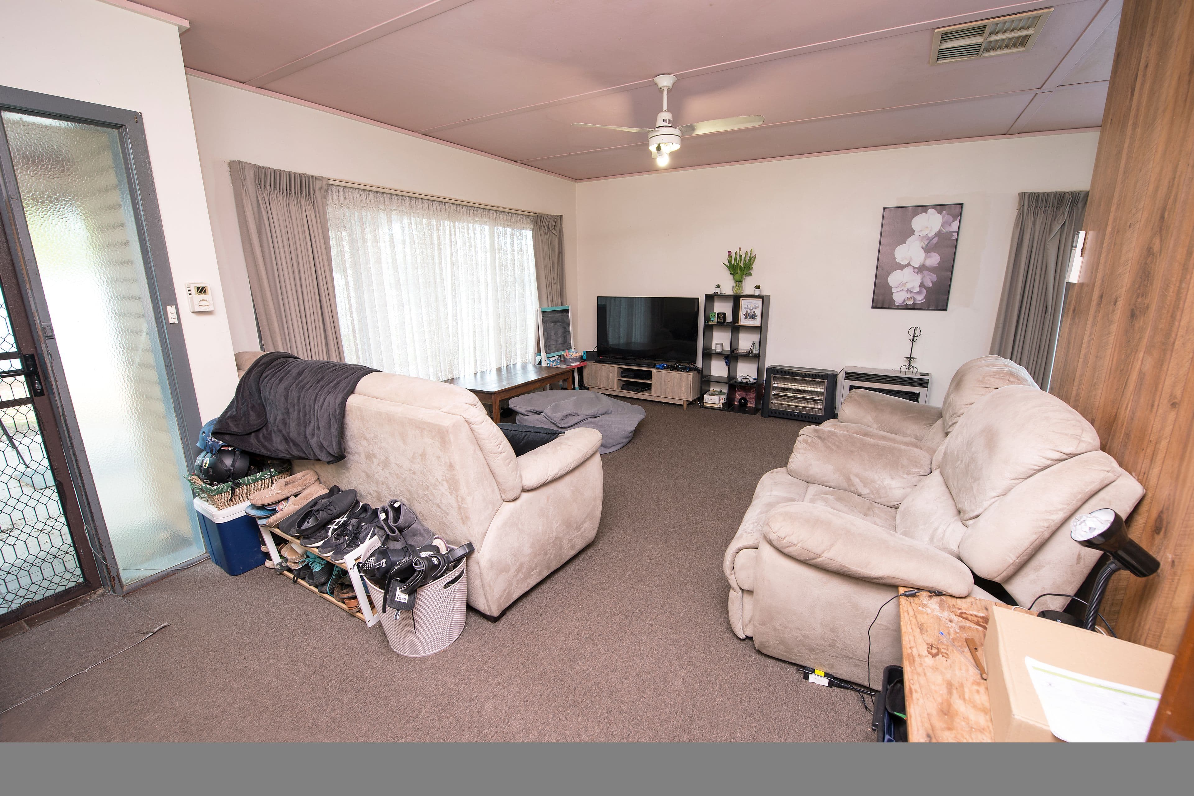 23 Douglas Avenue, Swan Hill VIC 3585, Swan Hill - Thumbnail 4