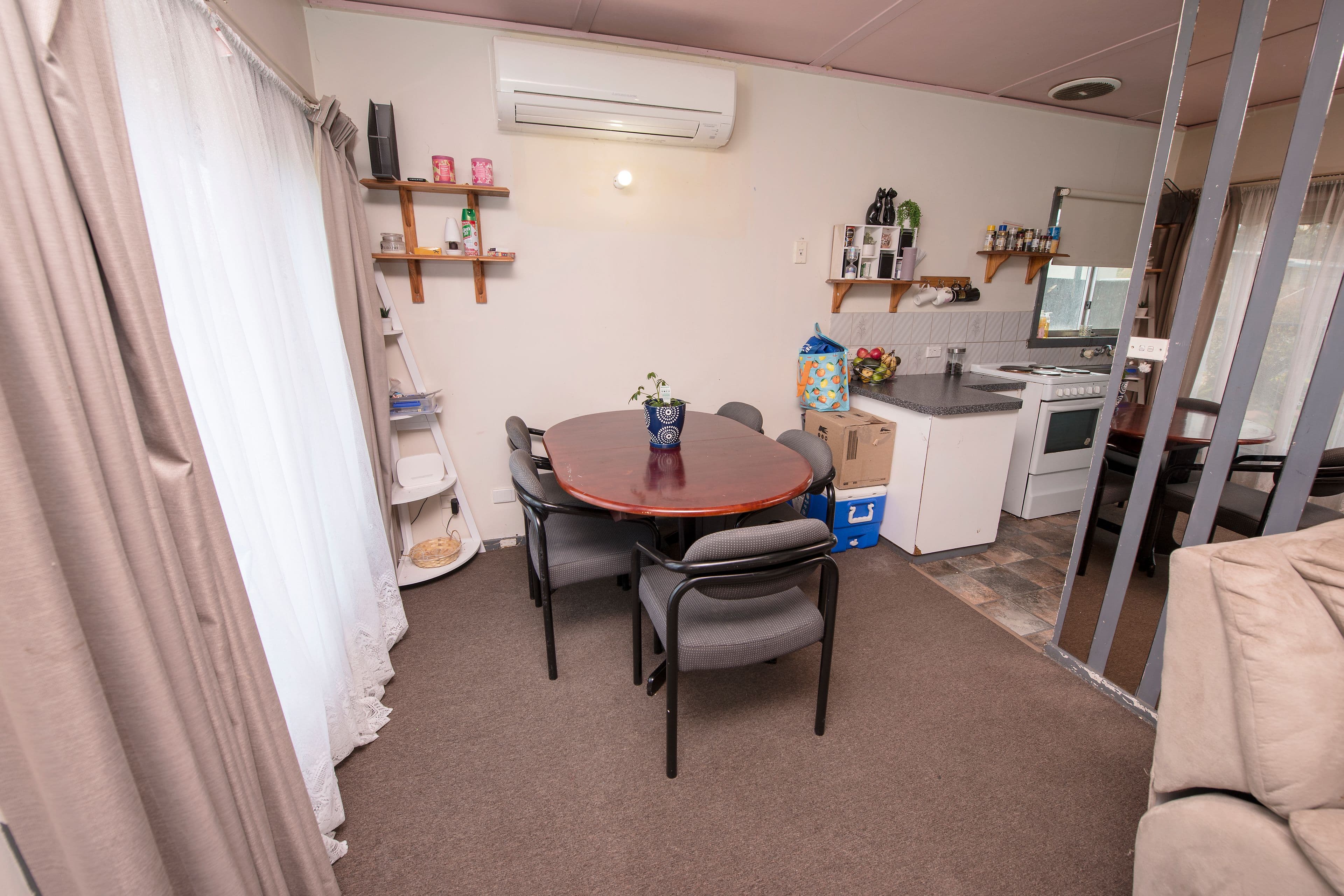 23 Douglas Avenue, Swan Hill VIC 3585, Swan Hill - Thumbnail 5