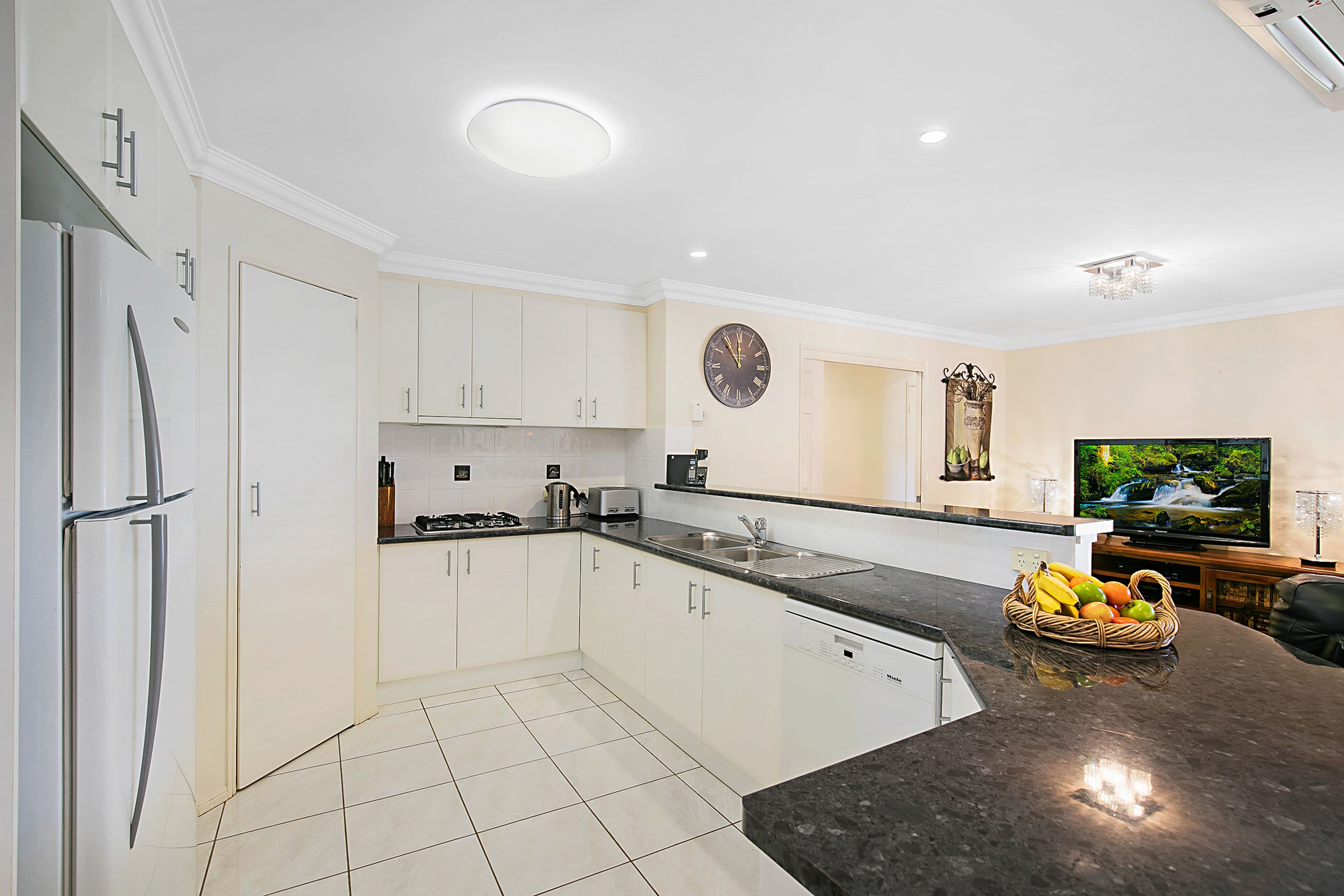 14 Nioka Drive, Highfields QLD 4352, Highfields - Thumbnail 3