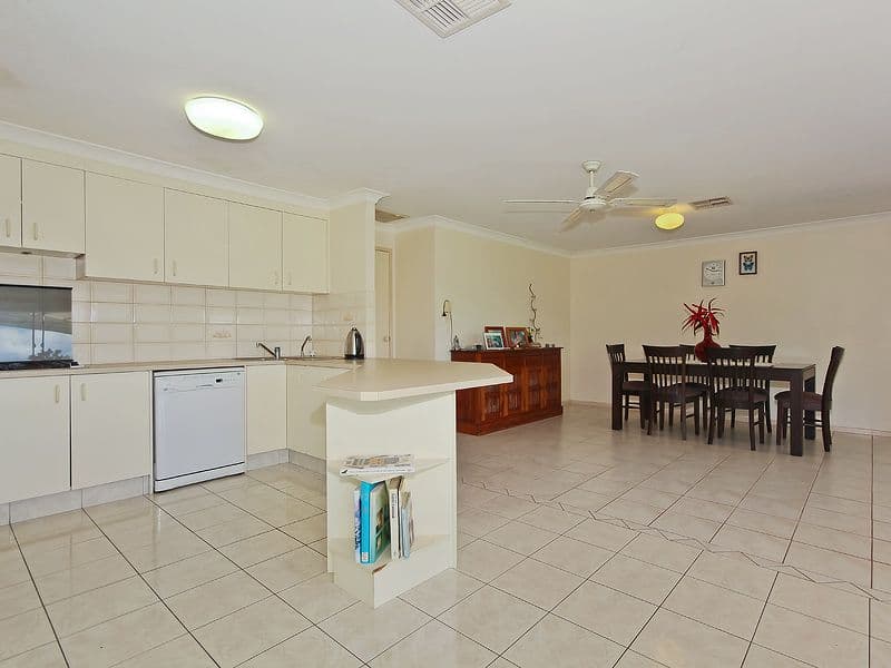 12 Verdure Place, BONOGIN QLD 4213, Bonogin - Thumbnail 2