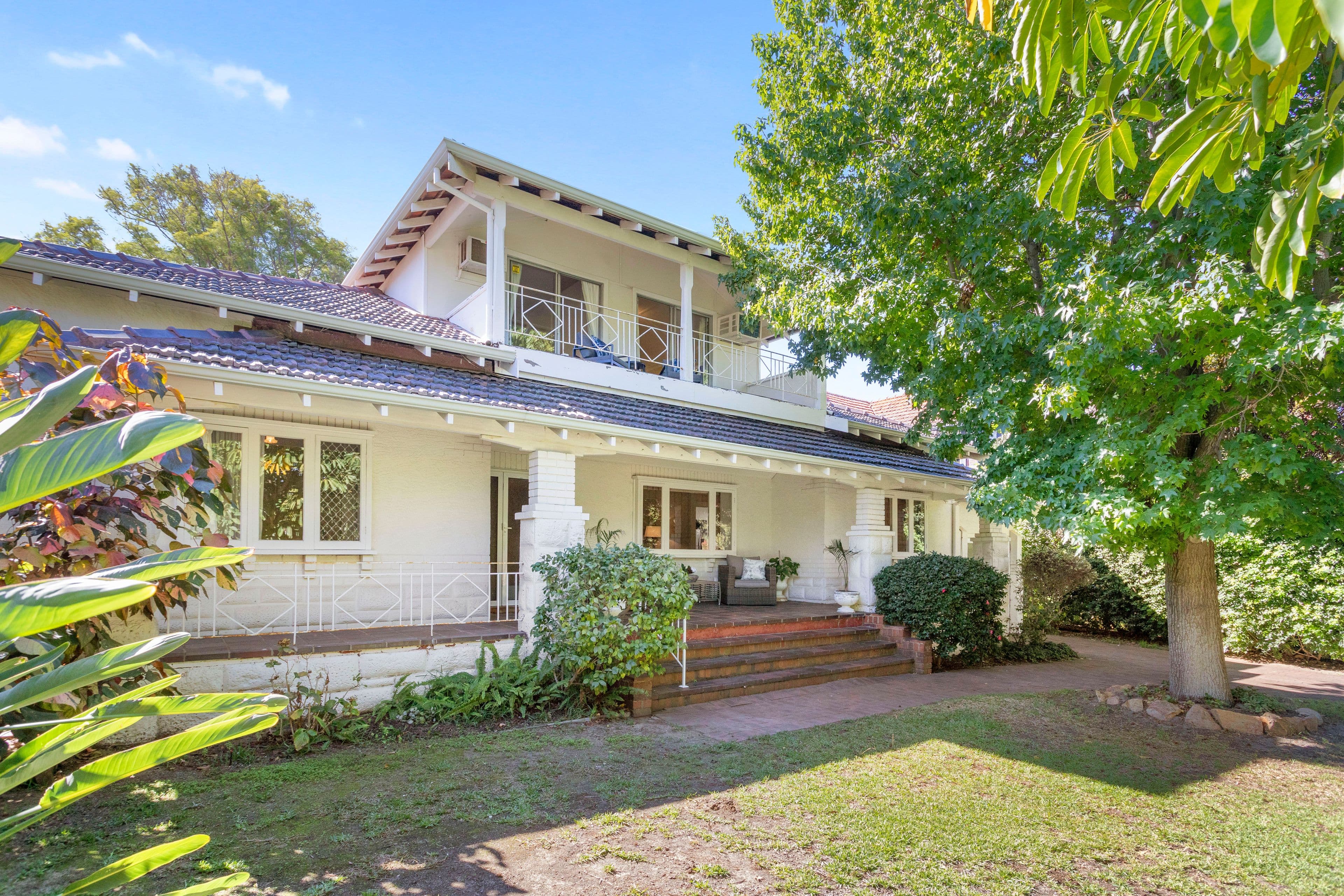 17 Waratah Avenue, Dalkeith WA 6009, Dalkeith - Image 1