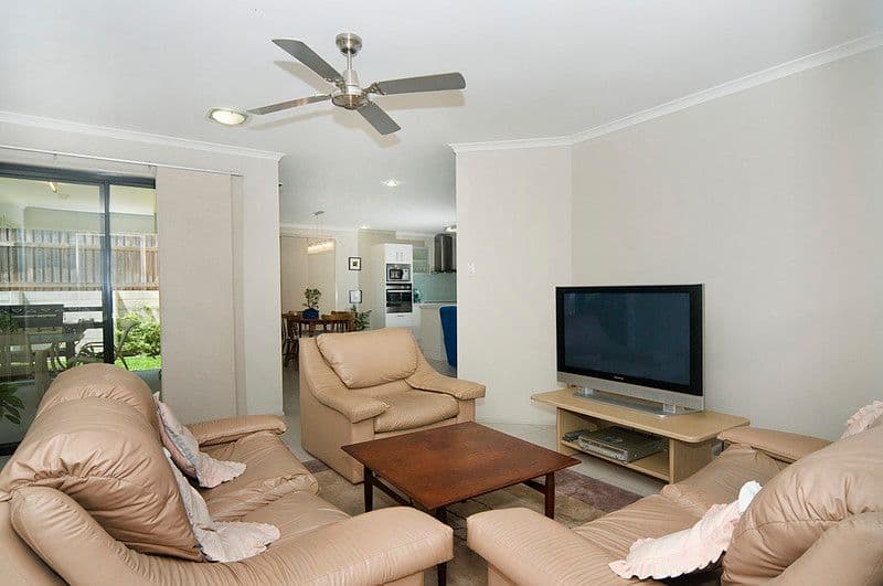 1 Acaciabark Place, LITTLE MOUNTAIN QLD 4551, Little Mountain - Thumbnail 4