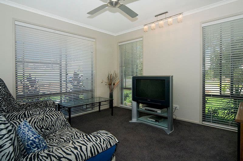 1 Acaciabark Place, LITTLE MOUNTAIN QLD 4551, Little Mountain - Thumbnail 5