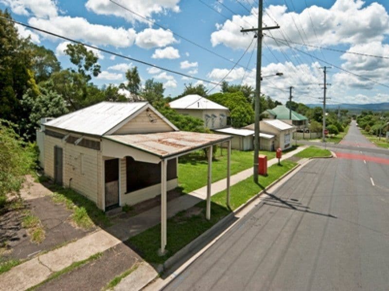 9 Blackstone Road, EASTERN HEIGHTS QLD 4305, Eastern Heights - Thumbnail 4