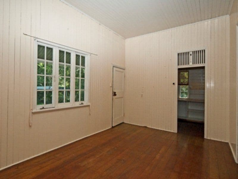 9 Blackstone Road, EASTERN HEIGHTS QLD 4305, Eastern Heights - Thumbnail 8