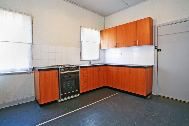 32 Laura Avenue, BELMONT VIC 3216, Belmont - Thumbnail 3