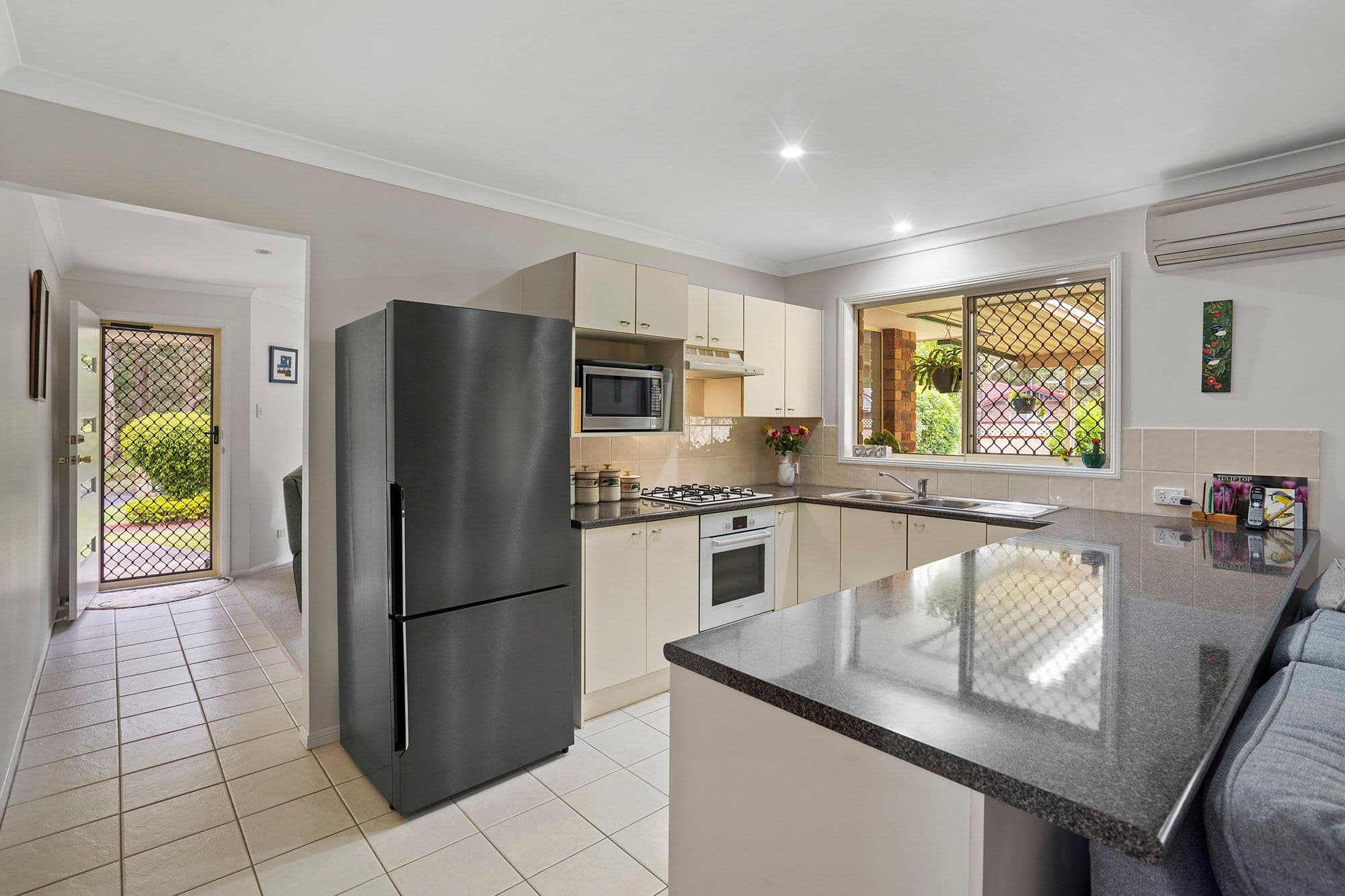 25 Regal Drive, Regents Park QLD 4118, Regents Park - Thumbnail 4