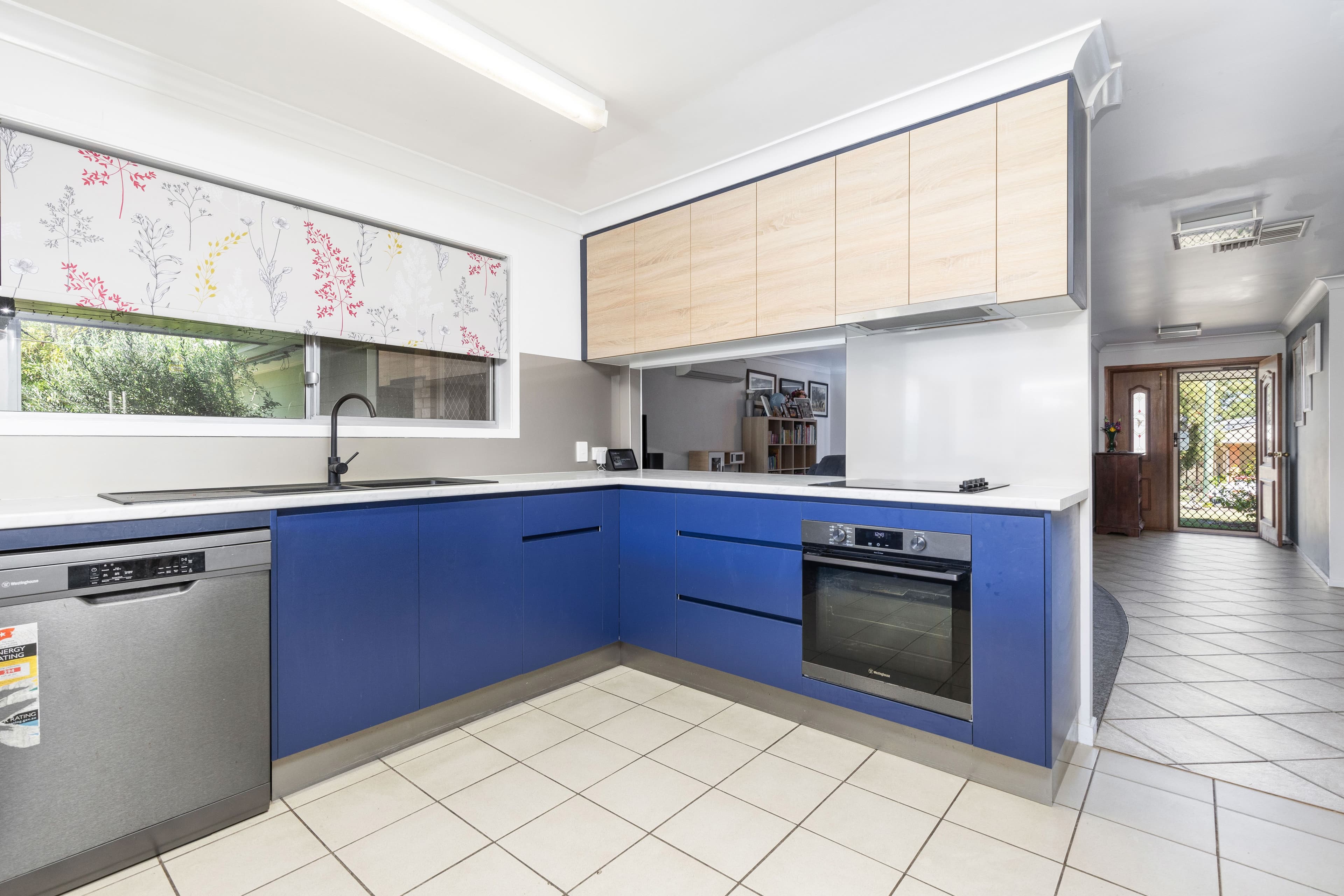 42 Cowan Crescent, Emerald QLD 4720, Emerald - Thumbnail 5