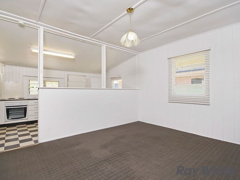 180 Normanhurst Road, BOONDALL QLD 4034, Boondall - Thumbnail 3