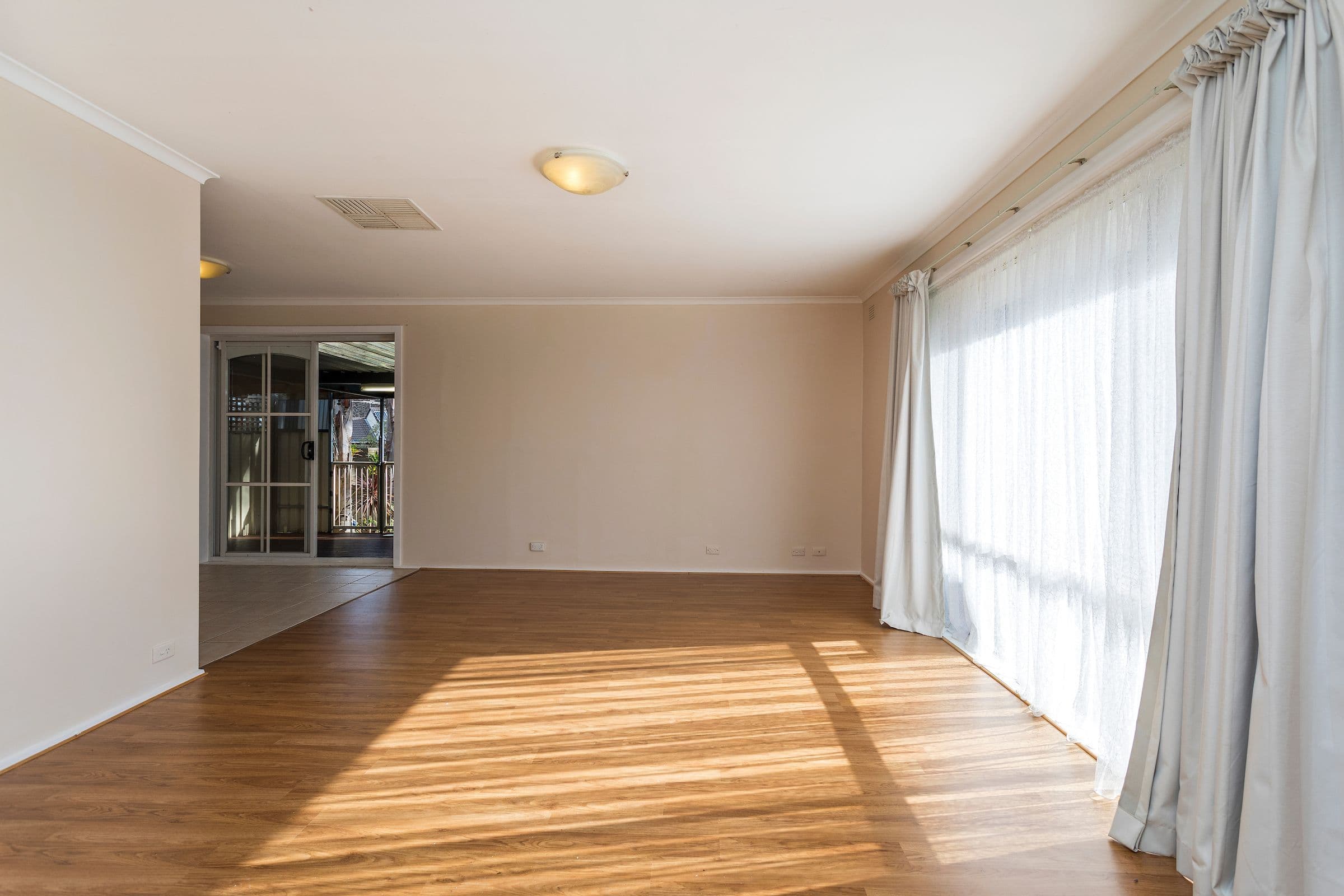 16 Yeldham Drive, Morphett Vale SA 5162, Morphett Vale - Thumbnail 4