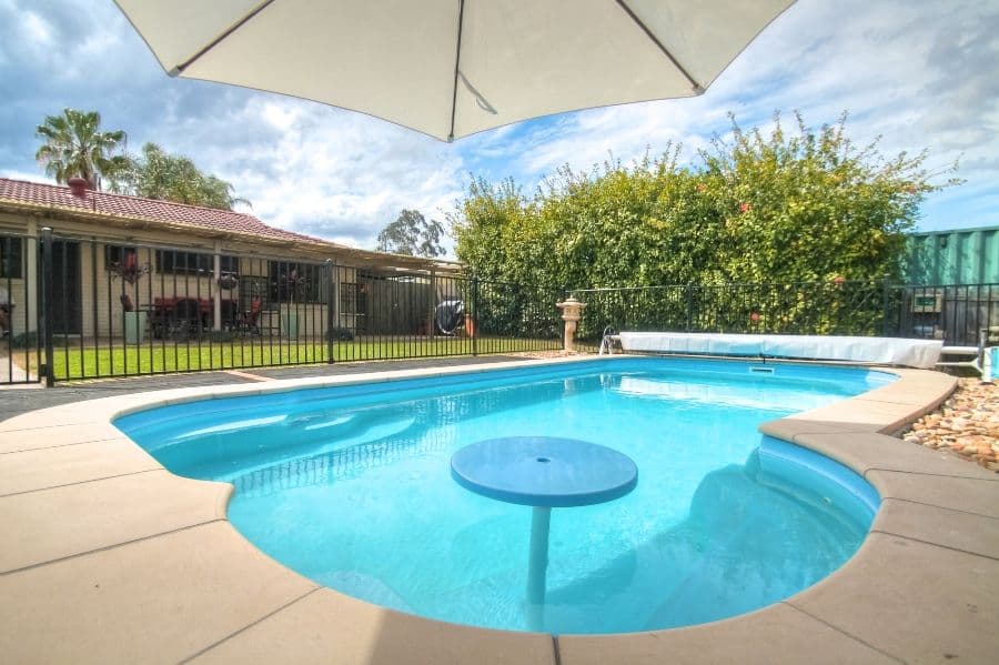 10 Farrell Drive, WALLOON QLD 4306, Walloon - Thumbnail 4