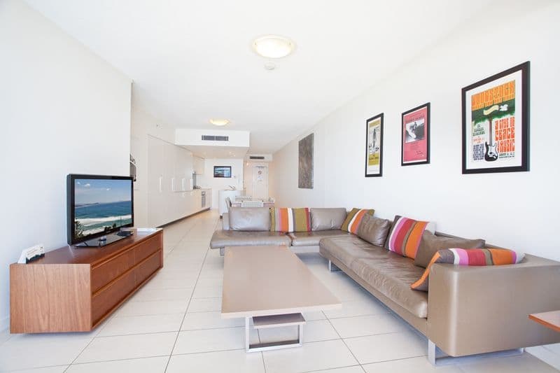3 McLean Street, Coolangatta QLD 4225, Coolangatta - Thumbnail 4