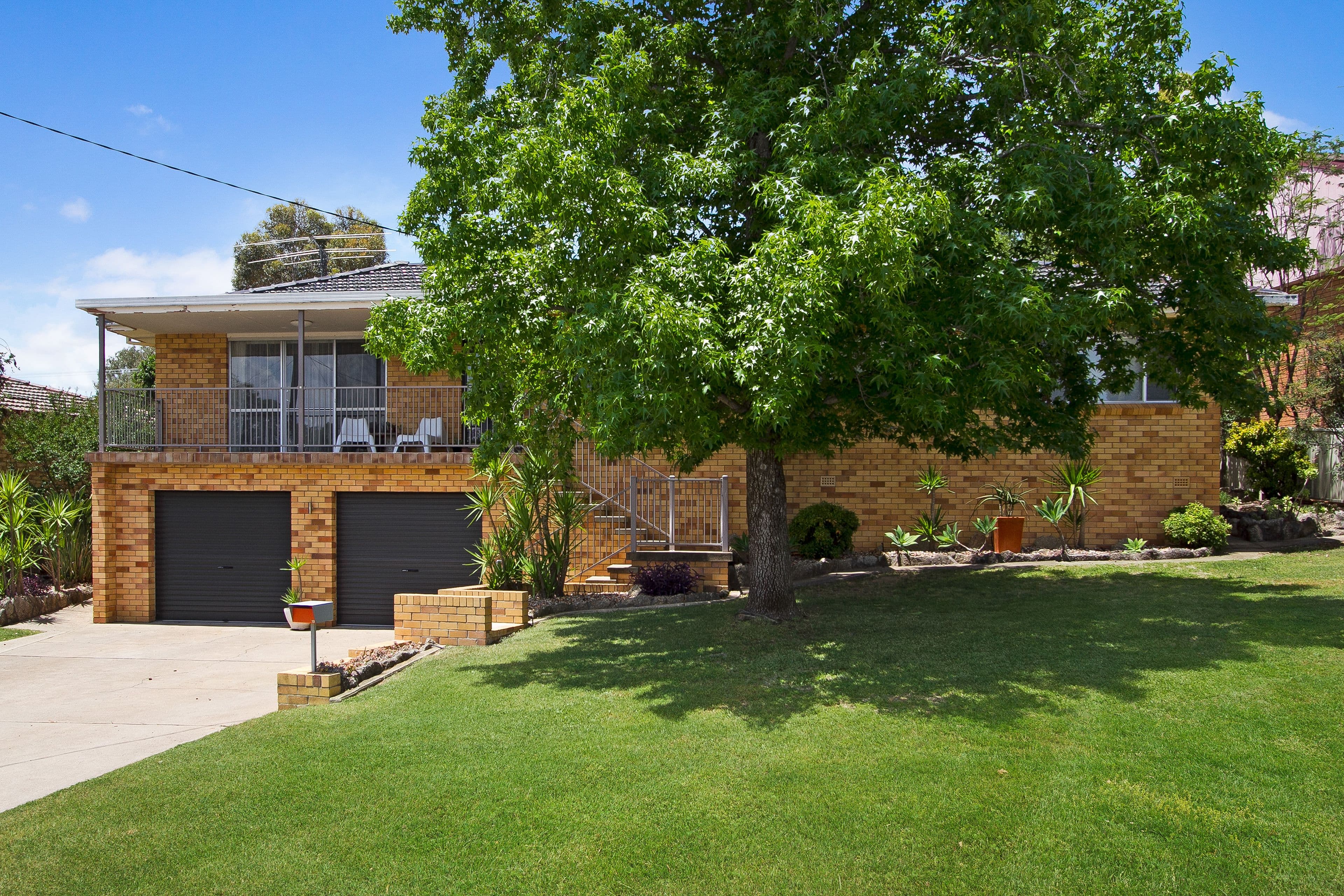 19 Cypress Street, Tamworth NSW 2340, Tamworth - Image 1