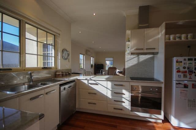 37 Las Vegas Drive, PROSPECT VALE TAS 7250, Prospect Vale - Thumbnail 3