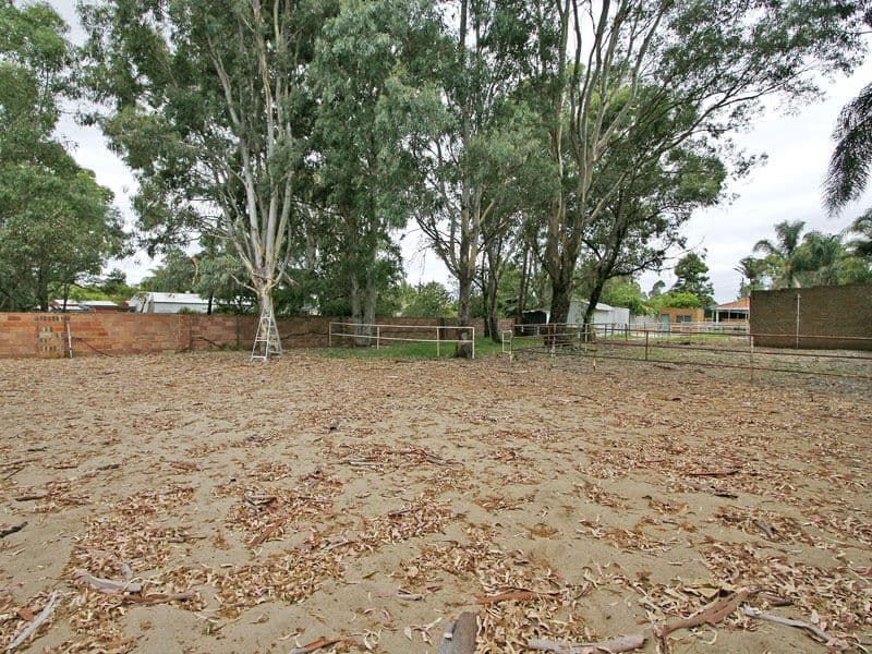 815 Armadale Road, FORRESTDALE WA 6112, Forrestdale - Thumbnail 8