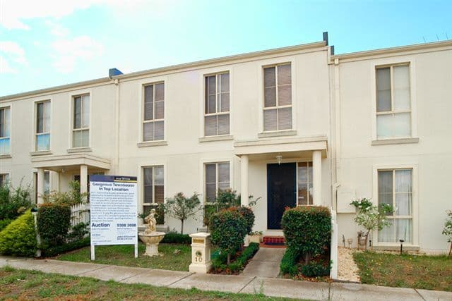 10 Corona Place, ROXBURGH PARK VIC 3064, Roxburgh Park - Image 1
