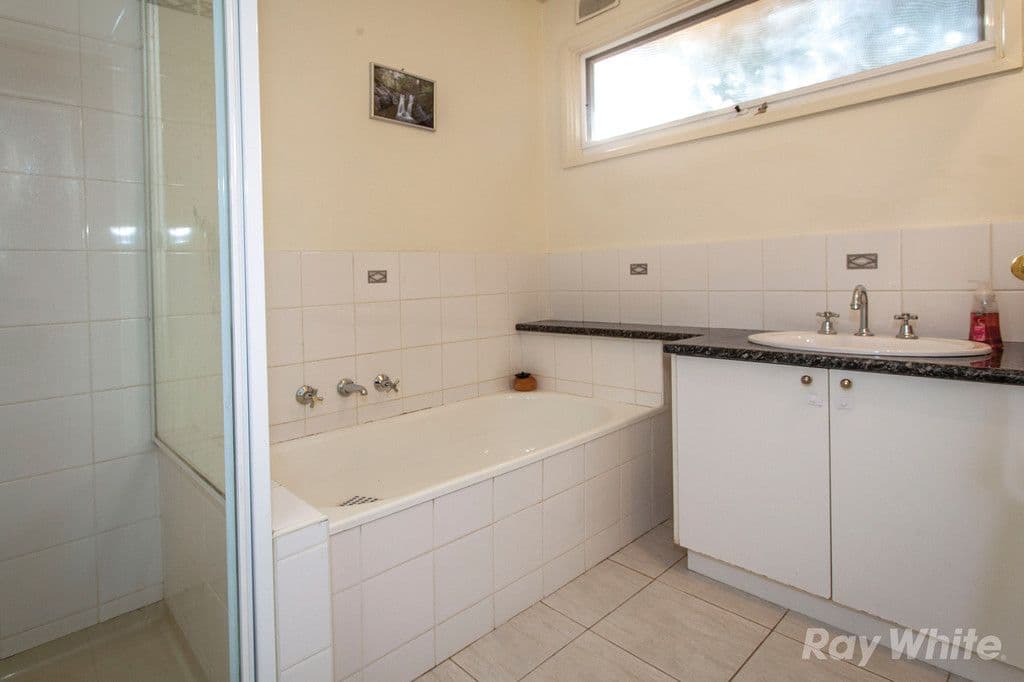 54 King Arthur Drive, Glen Waverley VIC 3150, Glen Waverley - Thumbnail 7