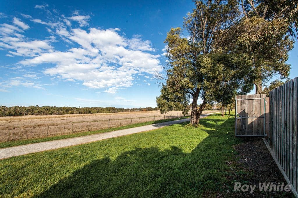 54 King Arthur Drive, Glen Waverley VIC 3150, Glen Waverley - Thumbnail 8