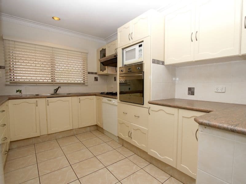 10 Bonhaven Street, RUNCORN QLD 4113, Runcorn - Thumbnail 2