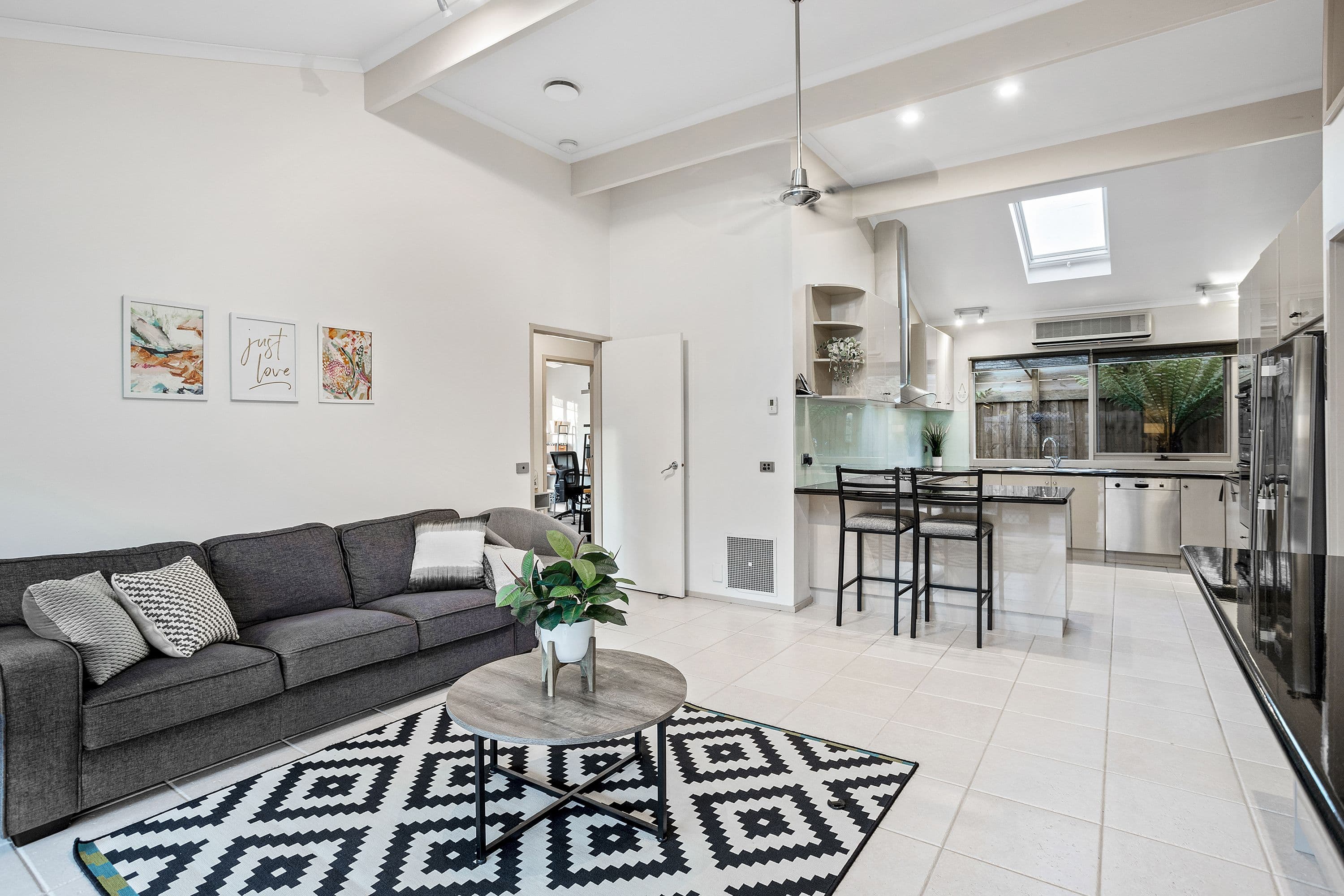 17 Severn Crescent, Rowville VIC 3178, Rowville - Thumbnail 5