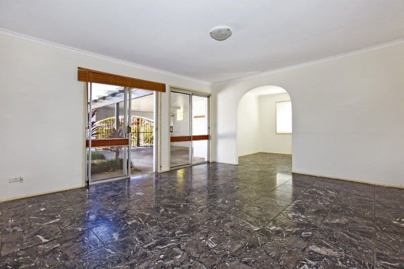 65 Jardine Drive, SPRINGWOOD QLD 4127, Springwood - Thumbnail 2