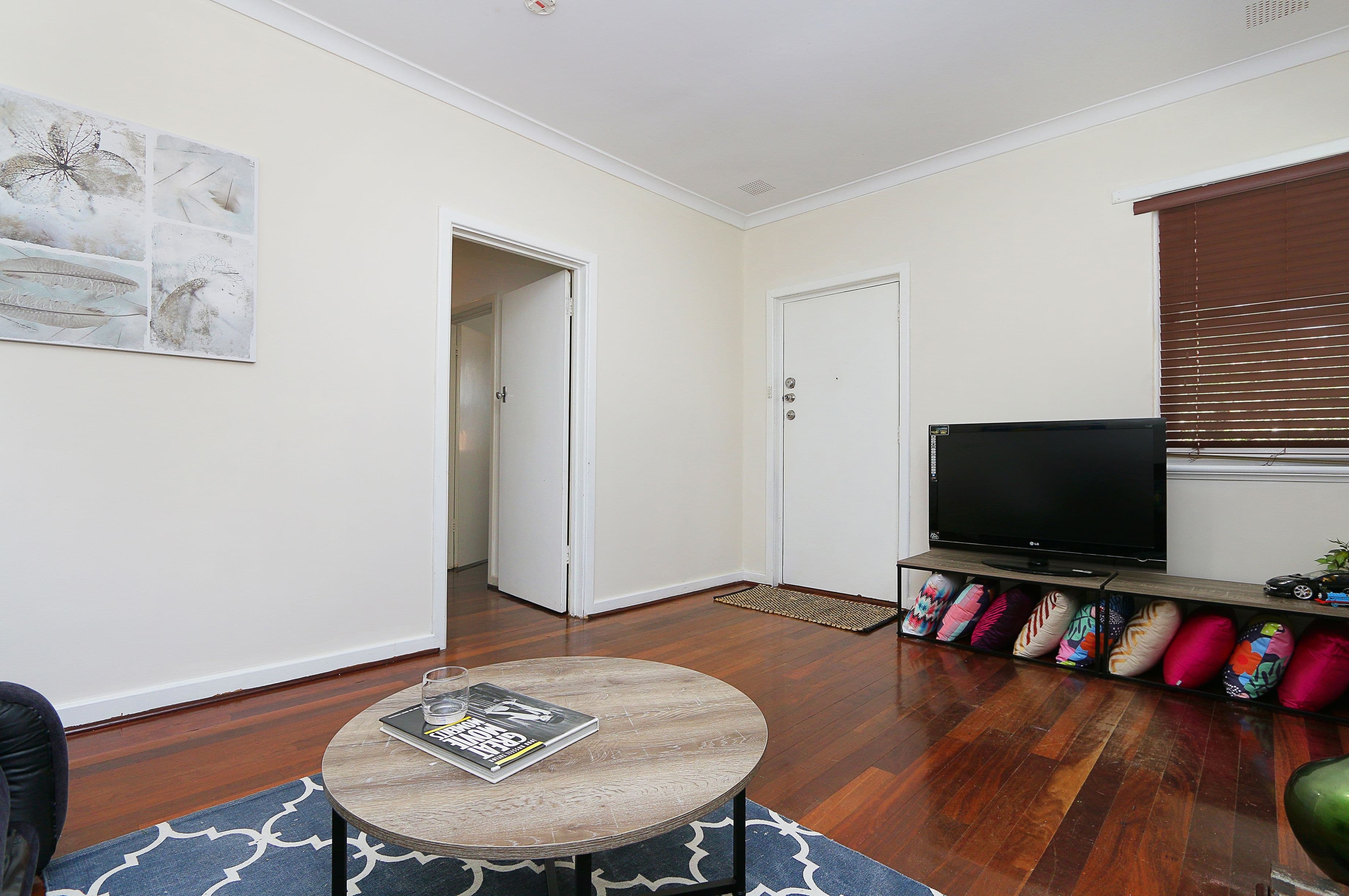 12 Belarius Road, Coolbellup WA 6163, Coolbellup - Thumbnail 7