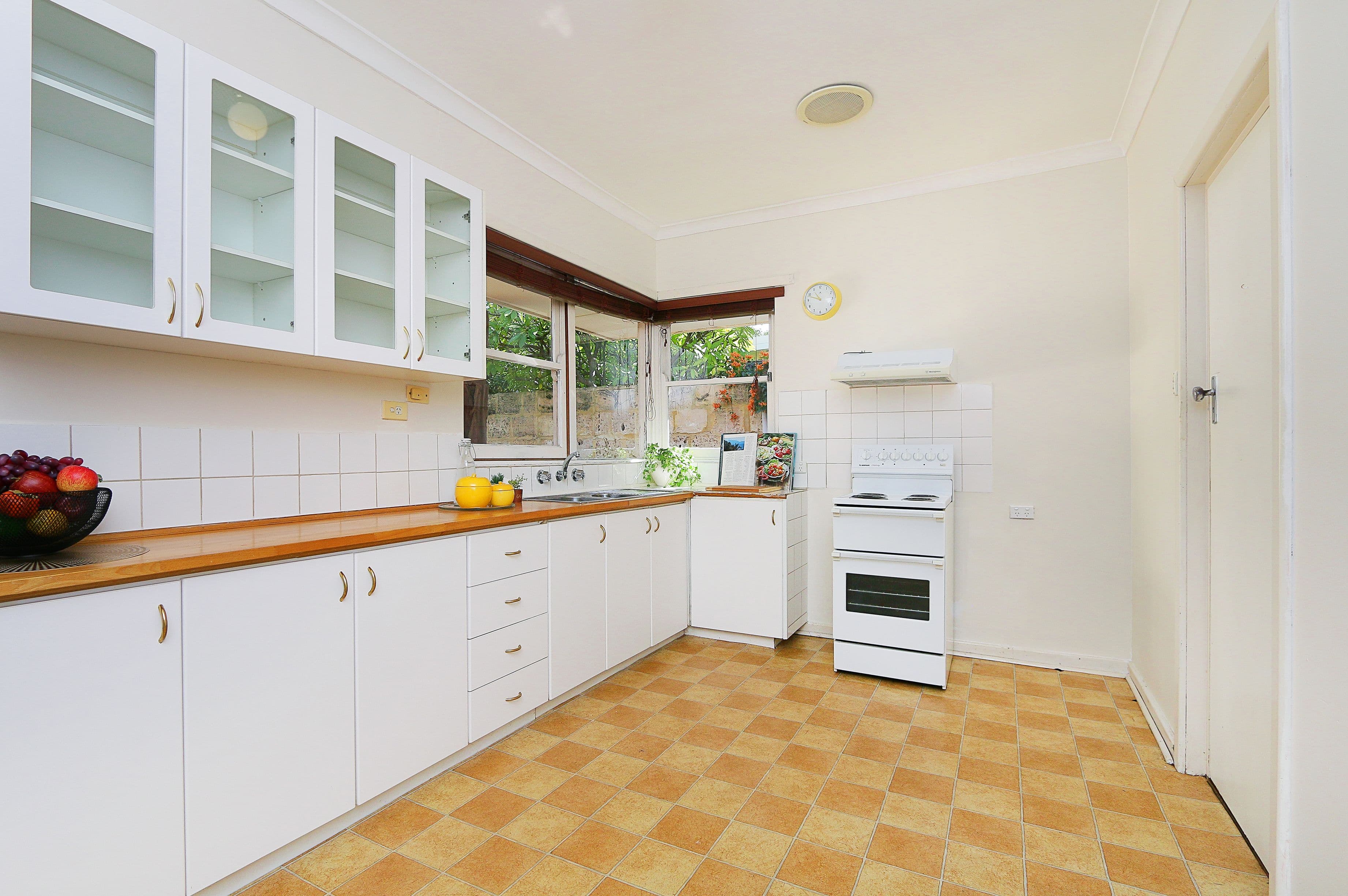 12 Belarius Road, Coolbellup WA 6163, Coolbellup - Thumbnail 8