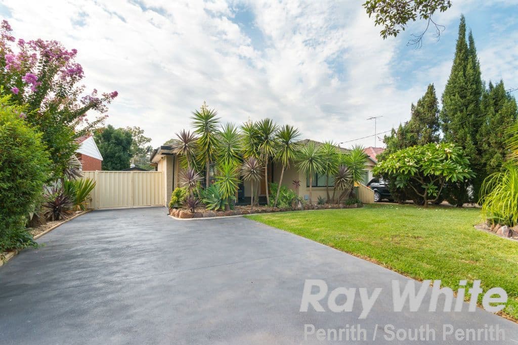 24 Elliott Street, Kingswood - Image 1