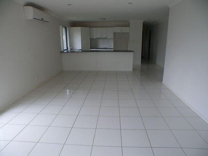 5 Sally Drive, MARSDEN QLD 4132, Marsden - Thumbnail 2