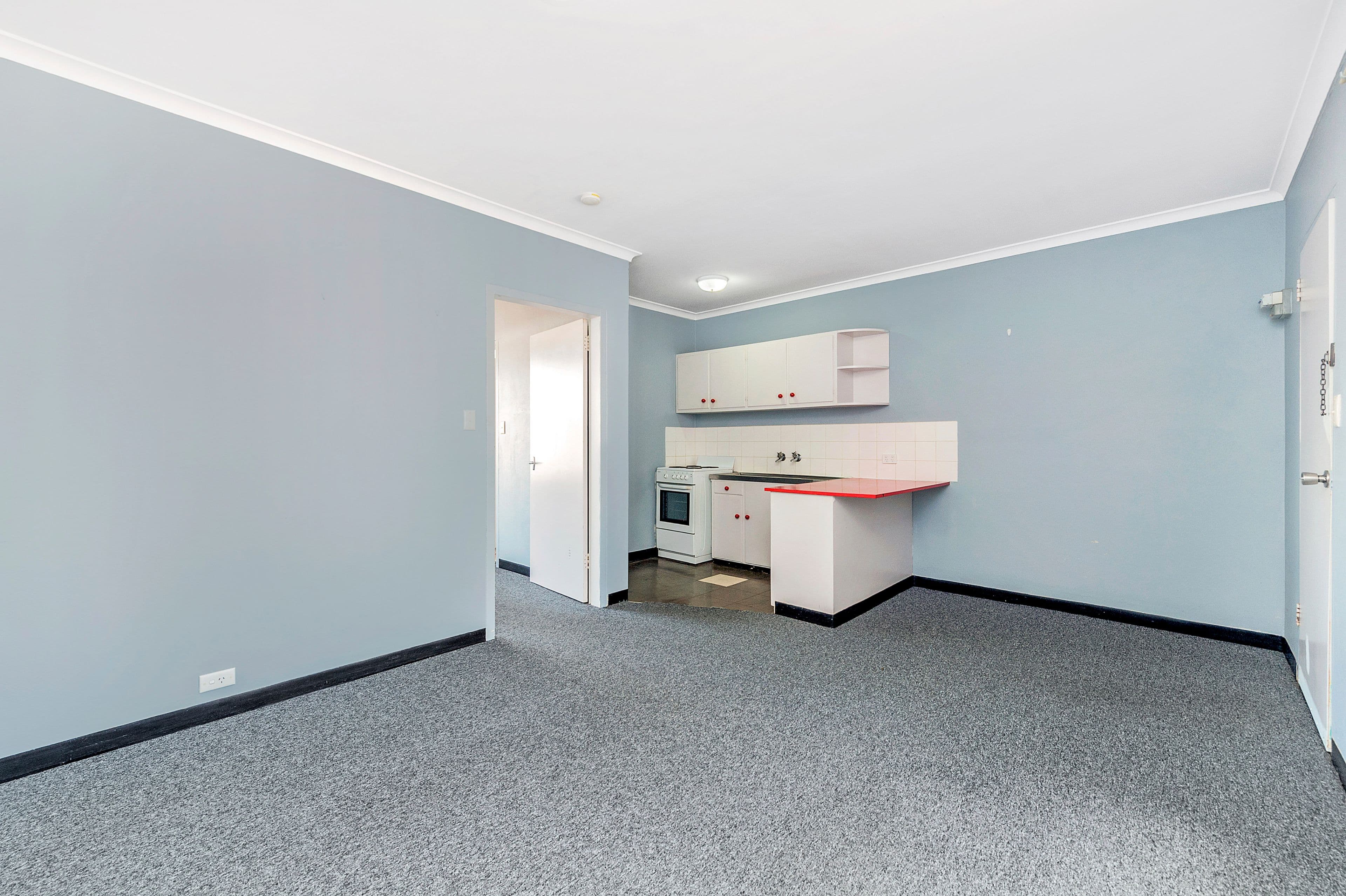 122 Henderson Road, Queanbeyan NSW 2620, Queanbeyan - Image 1
