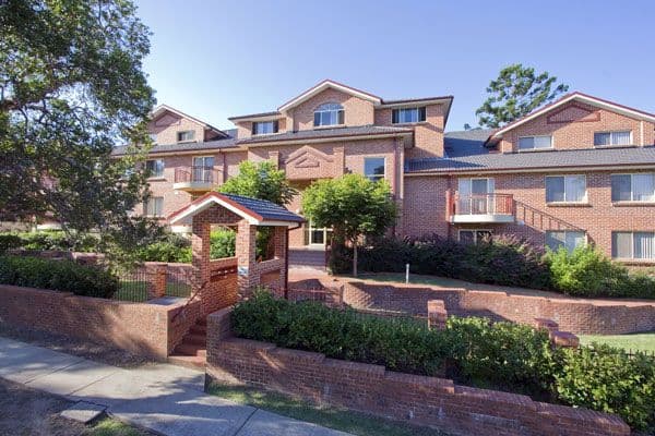 19 Sherwin Avenue, CASTLE HILL NSW 2154, Castle Hill - Thumbnail 4