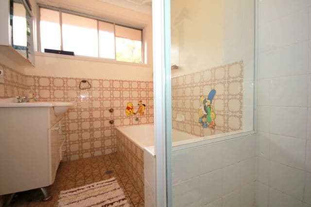 21 Lurnea Avenue, GEORGES HALL NSW 2198, Georges Hall - Thumbnail 6