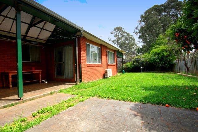 21 Lurnea Avenue, GEORGES HALL NSW 2198, Georges Hall - Thumbnail 7