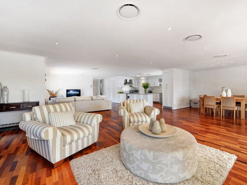 22 Forster Avenue, Sorrento QLD 4217, Sorrento - Thumbnail 2