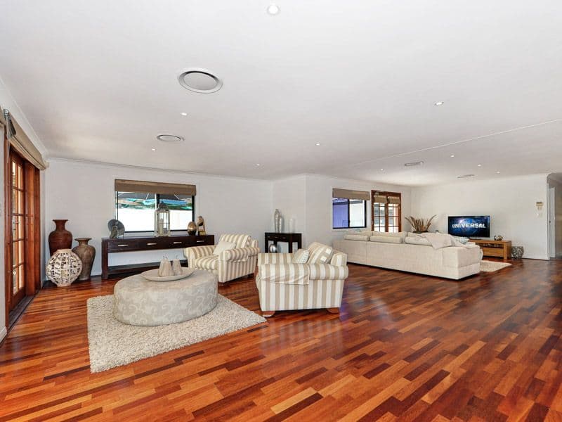 22 Forster Avenue, Sorrento QLD 4217, Sorrento - Thumbnail 5