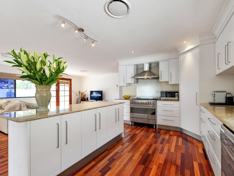 22 Forster Avenue, Sorrento QLD 4217, Sorrento - Thumbnail 6