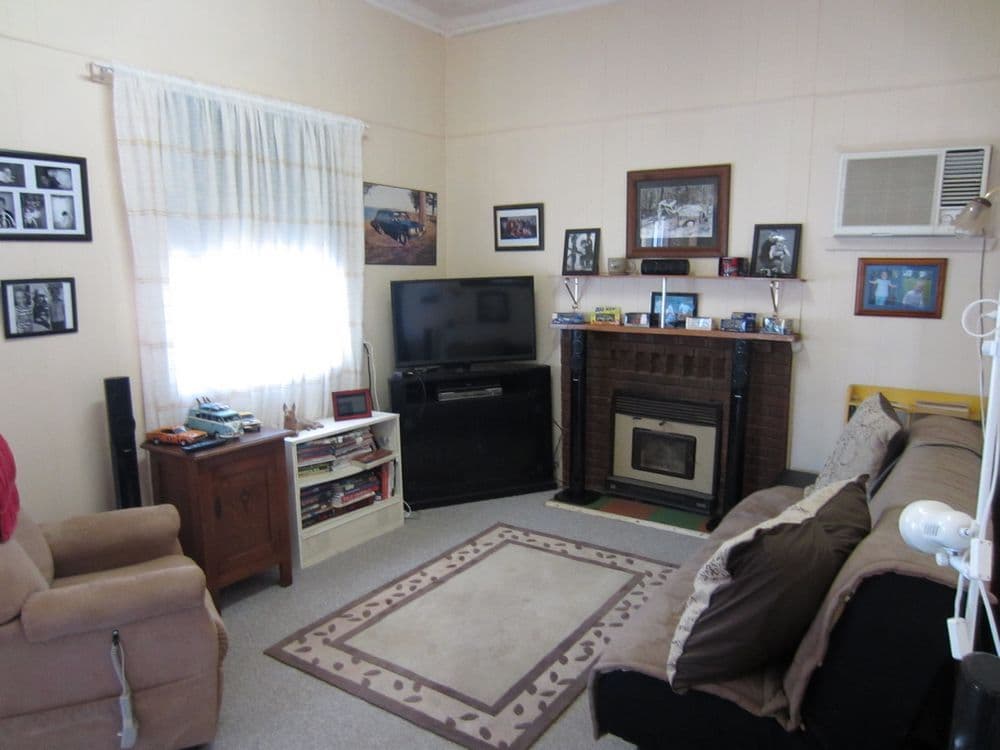27 Coolamon Street, ARIAH PARK NSW 2665, Ariah Park - Thumbnail 3
