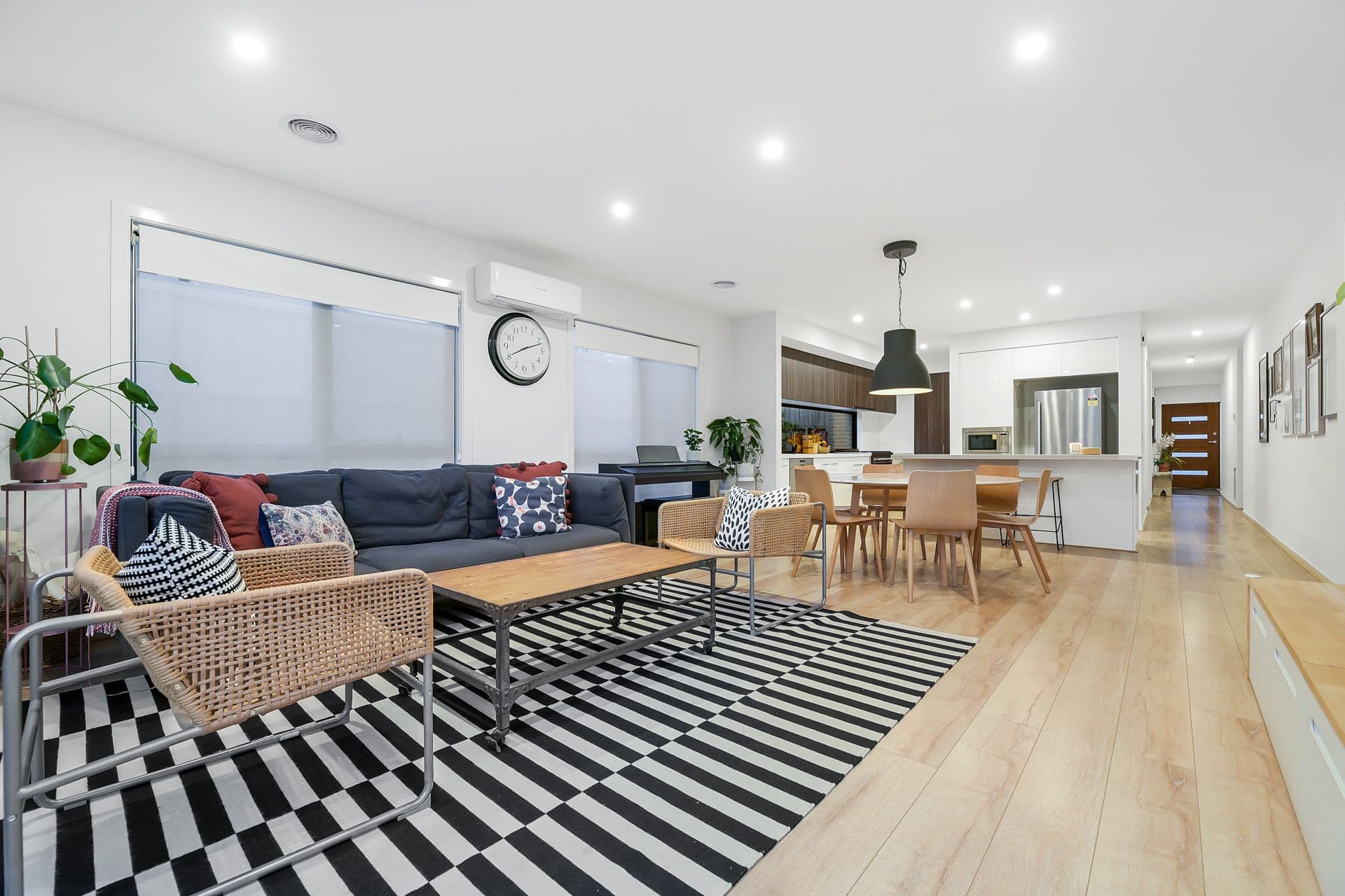6 Anvil Way, Clyde North VIC 3978, Clyde North - Thumbnail 8