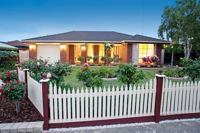 8 Jenolan Avenue, Grovedale VIC 3216, Grovedale - Thumbnail 2