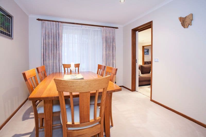 8 Jenolan Avenue, Grovedale VIC 3216, Grovedale - Thumbnail 7