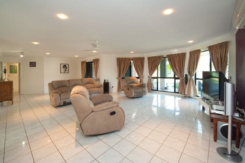 9 Kristie Drive, ROCKYVIEW QLD 4701, Rockyview - Thumbnail 4