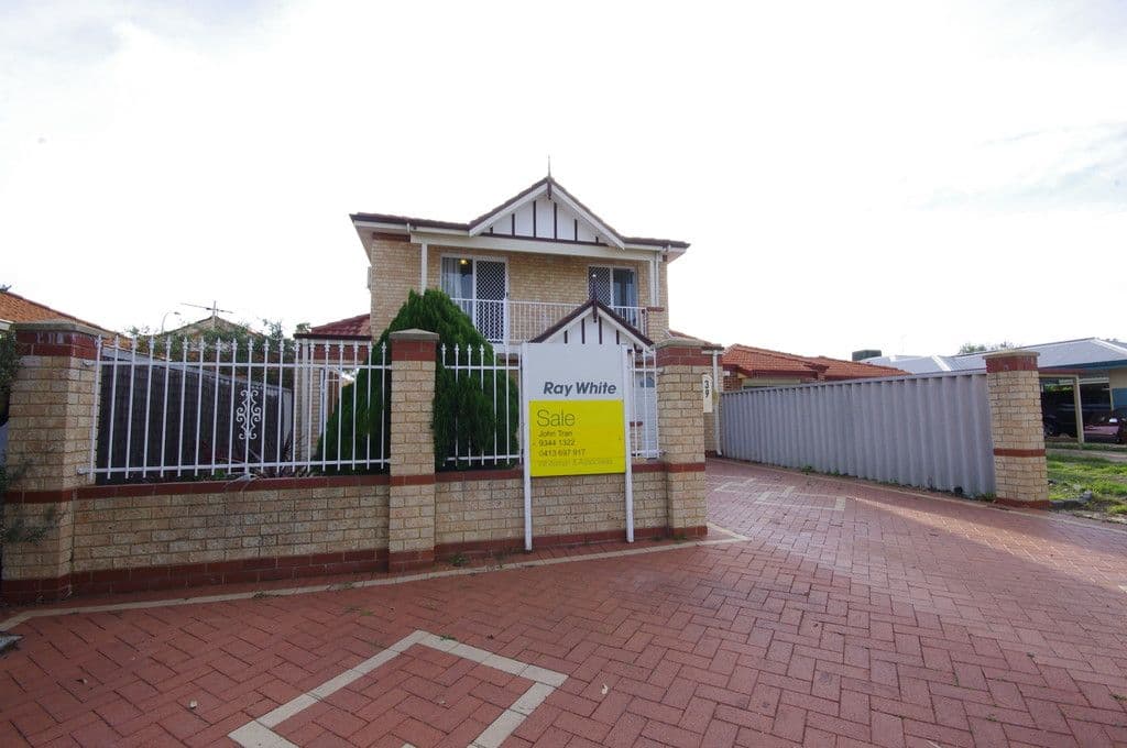 39 Boorabbin Place, Ballajura WA 6066, Ballajura - Thumbnail 2