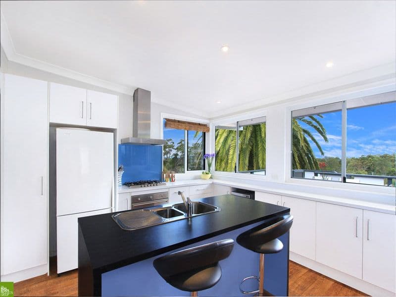 17 George Avenue, Bulli NSW 2516, Bulli - Thumbnail 2