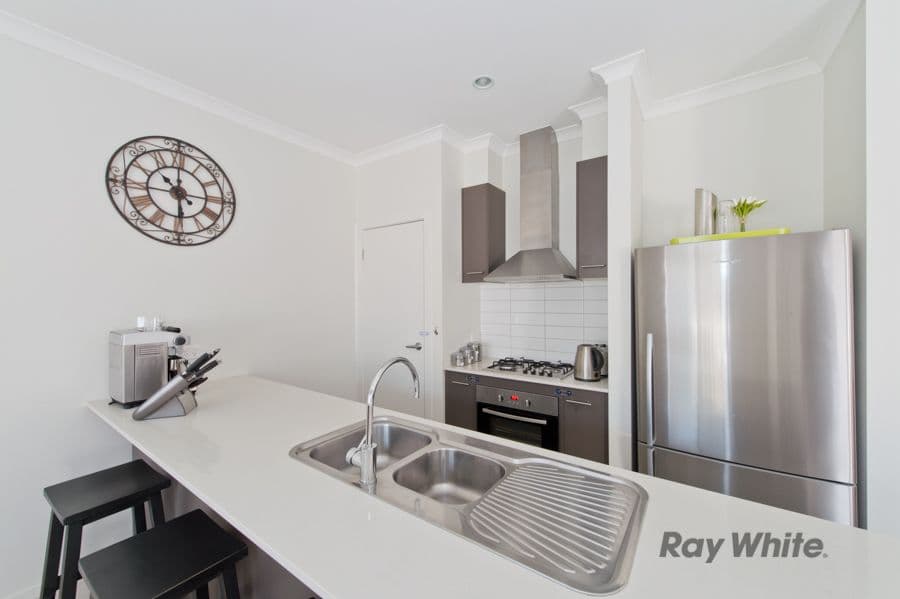 617 Eynesbury Road, Eynesbury VIC 3338, Eynesbury - Thumbnail 2