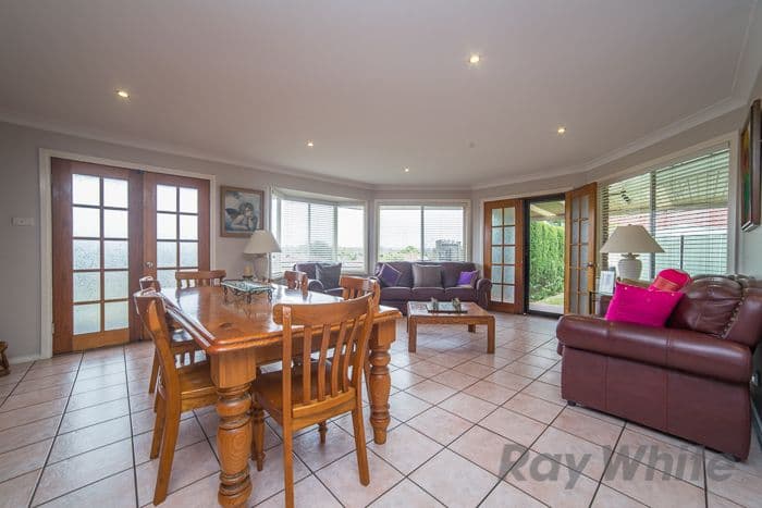 1 Loderi Close, Warabrook NSW 2304, Warabrook - Thumbnail 2
