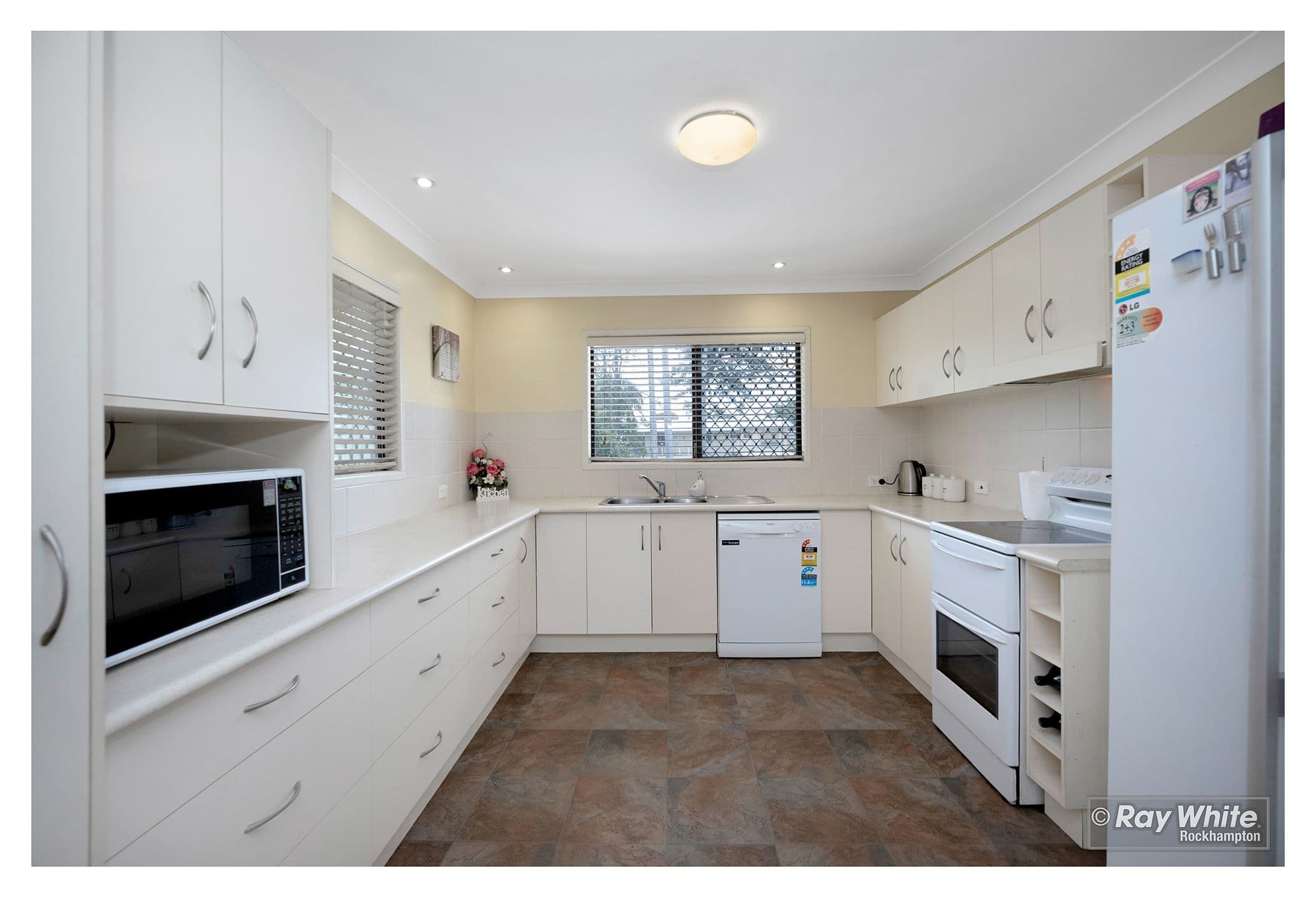 105 Boland Street, Park Avenue QLD 4701, Park Avenue - Thumbnail 3